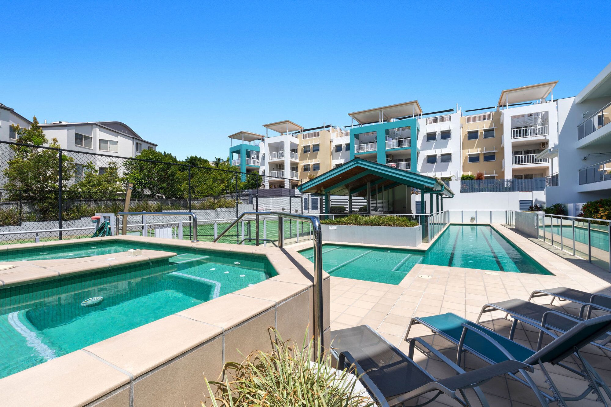 1BR Coolum Beach Rooftop Terracespatennispool