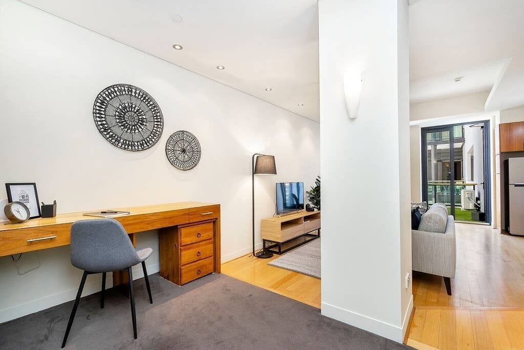 Perfection on Adelaide Terrace - Perth City