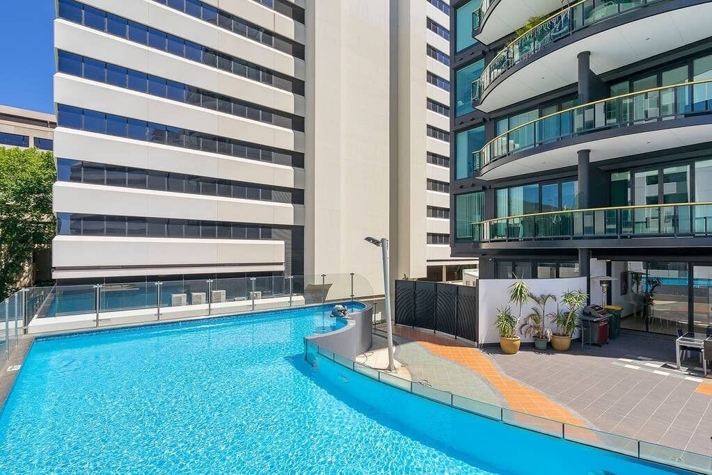 Perfection on Adelaide Terrace - Perth City