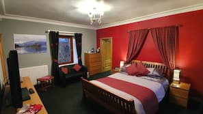 Individually furnished, blackout curtains, iron/ironing board, free WiFi