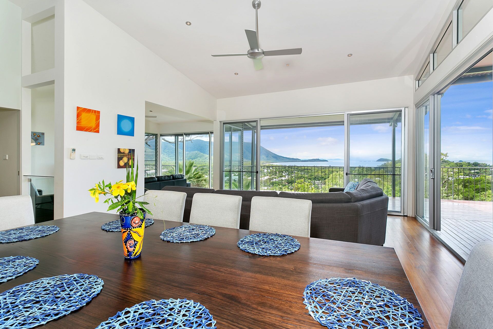 Trinity Views 4BR Designer Home - Wifi