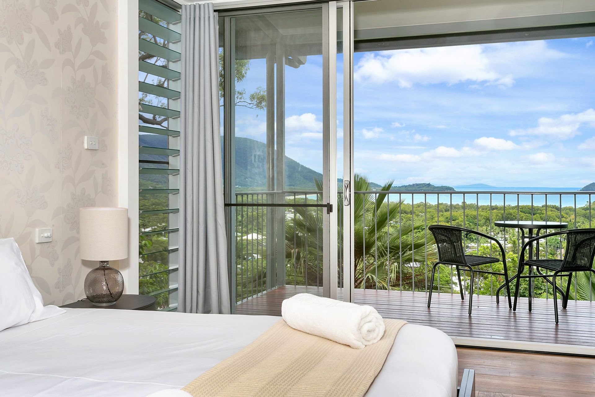 Trinity Views 4BR Designer Home - Wifi