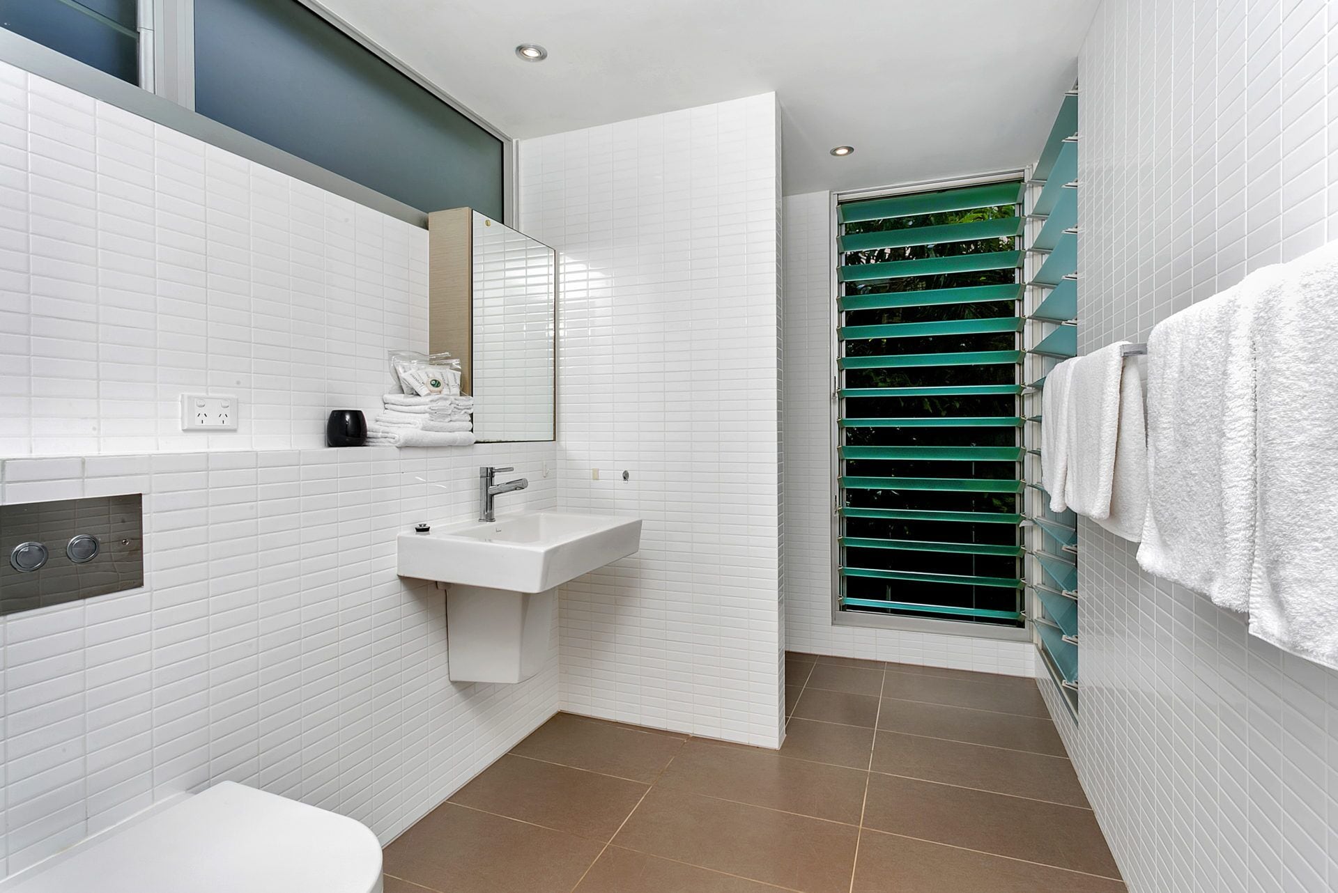 Trinity Views 4BR Designer Home - Wifi