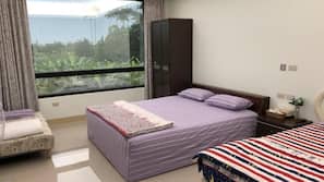 Desk, blackout drapes, free WiFi, linens