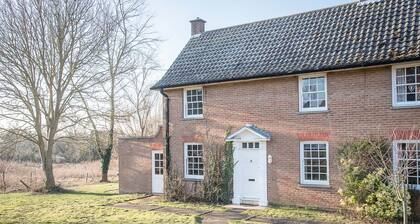 Partridge Cottage, Shottisham