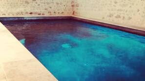 Piscine couverte