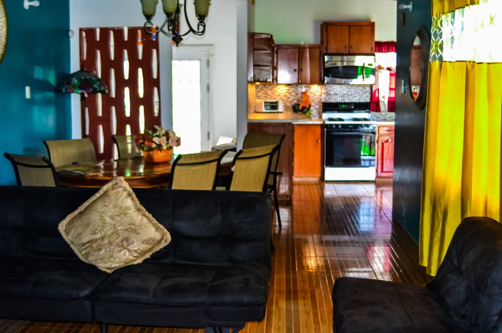 The Hummingbird Villa Nest Vacation Mayaro Beach House with Pool