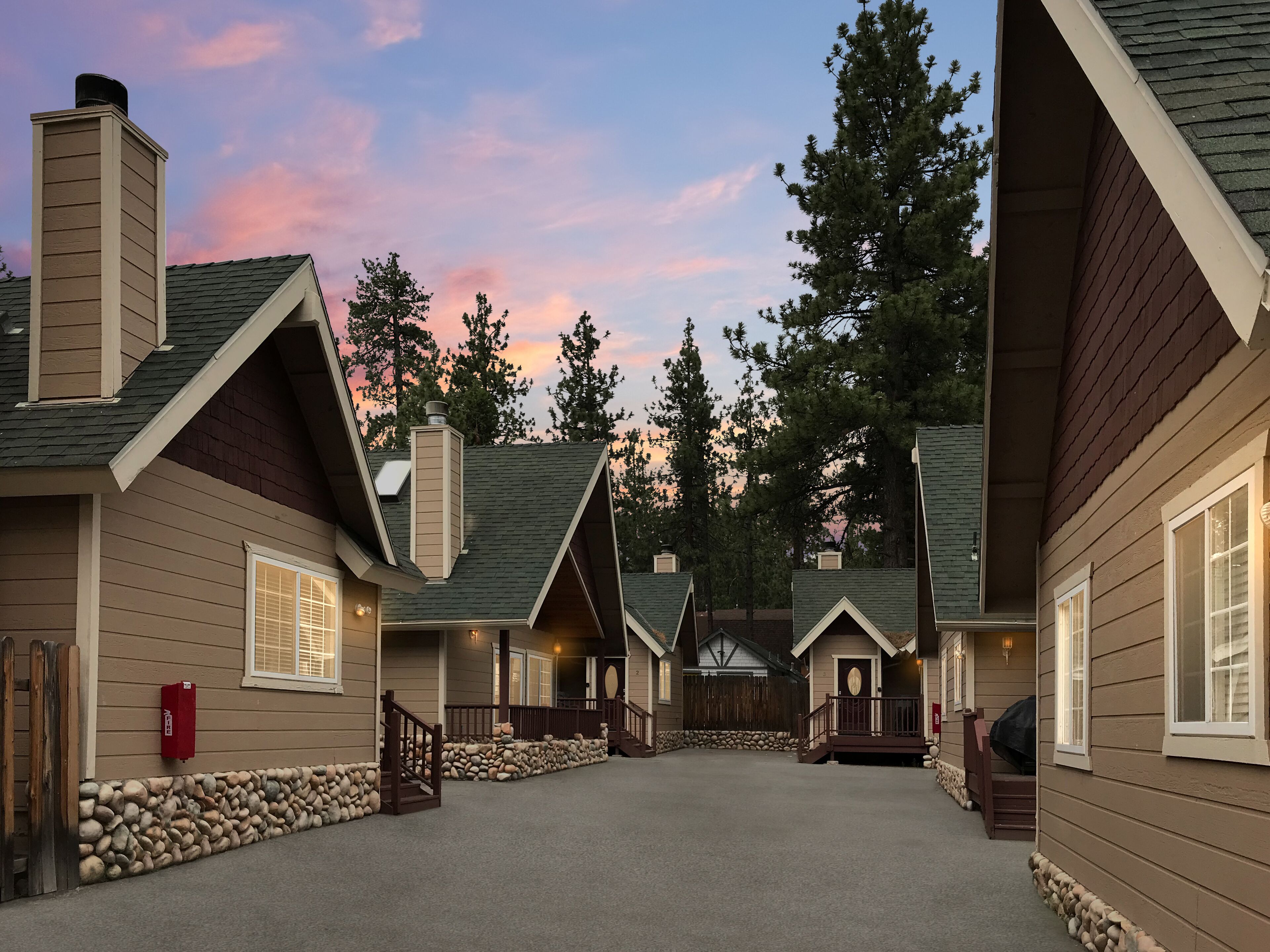 Lakeview Forest Cabins in Big Bear Lake, United States