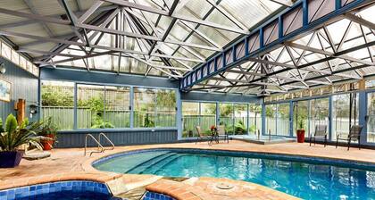 Island Breeze Resort