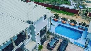 Outdoor pool, sun loungers