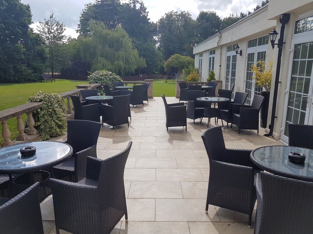 Terrace/patio, The Oriel Hotel 