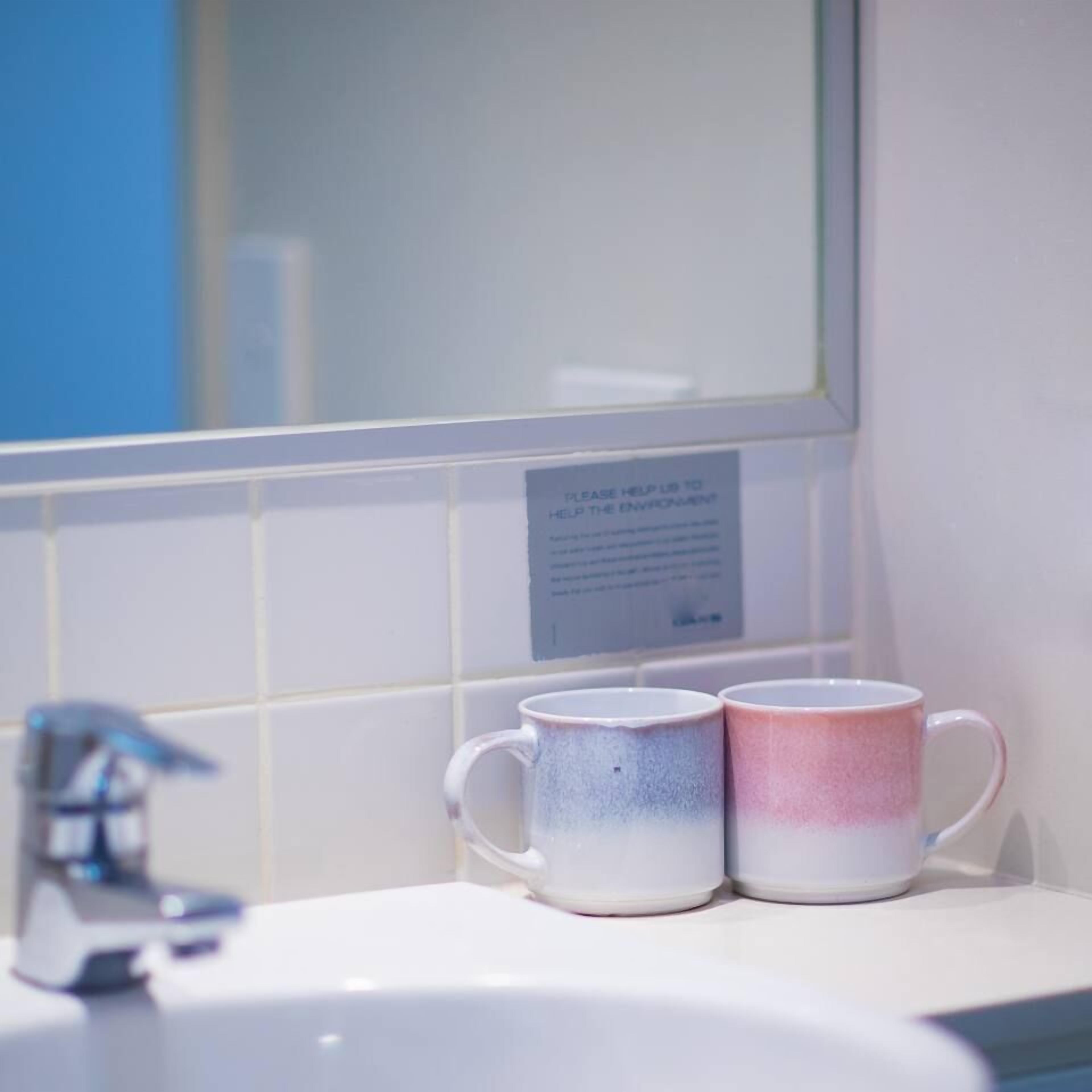 Fabulous 2 Bedroom Apartment in City+parking&wifi