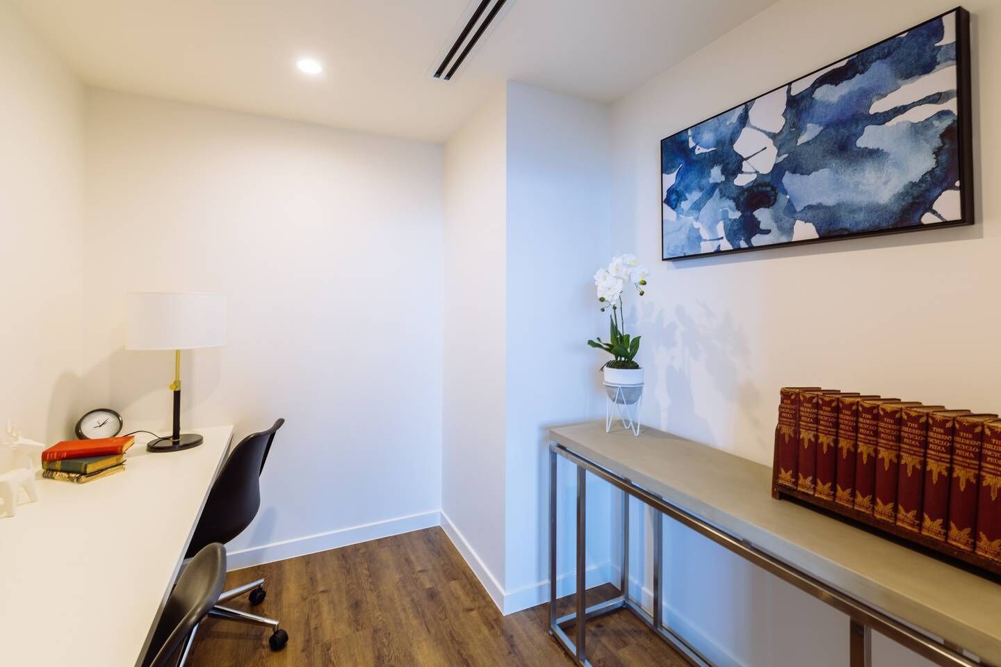 SKY-HIGH, MILLION DOLLAR$ PENTHOUSE @ SOUTH BANK