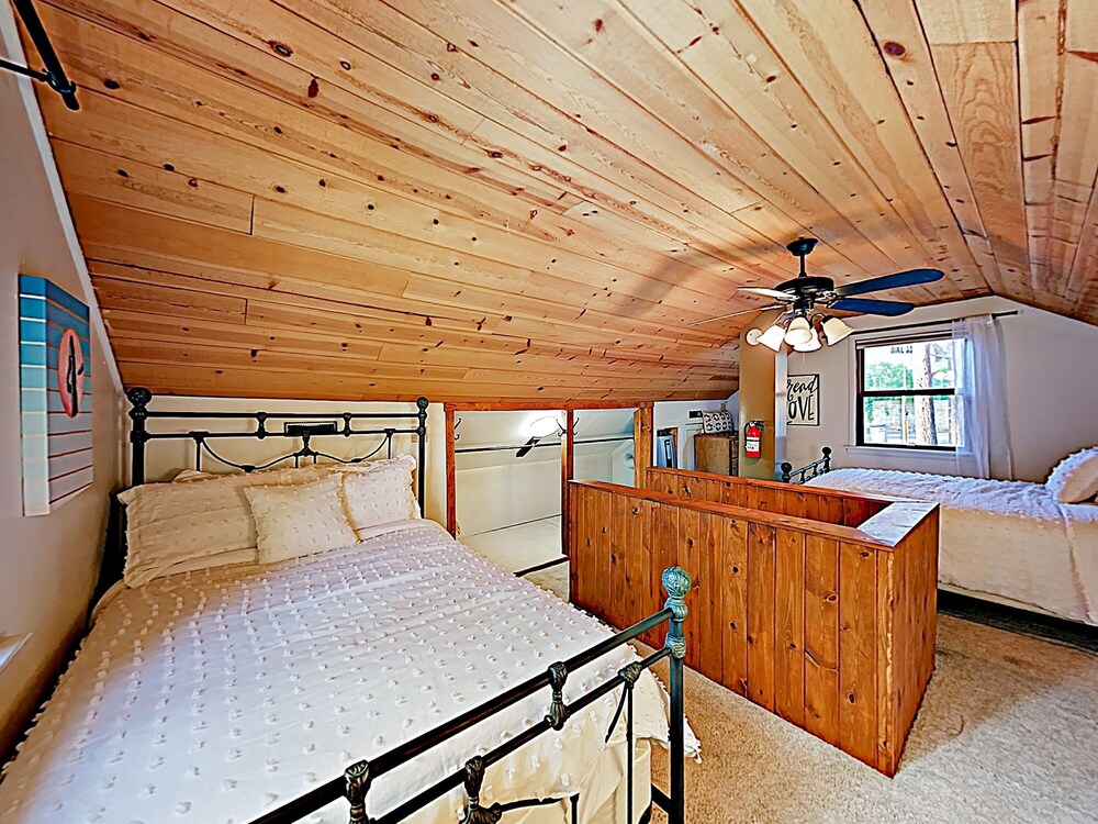 New Listing Moonridge Maltby W Hot Tub 2 Bedroom Cabin Big Bear Lake Usa Best Price Guarantee Lastminute Com Au