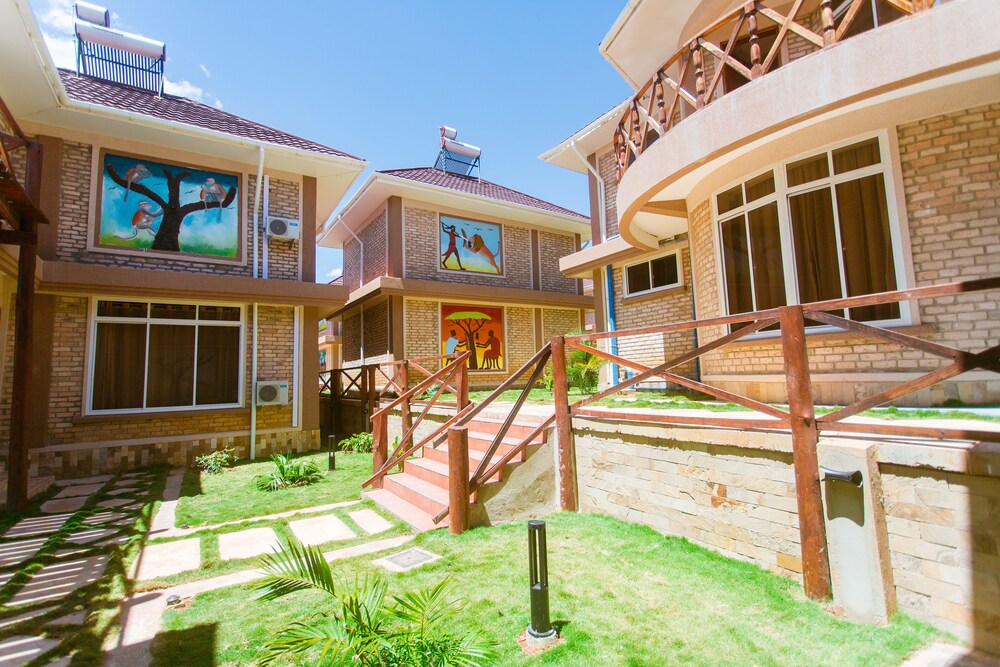 Mount Royal Villa Hotel in Iringa Best Rates & Deals on Orbitz