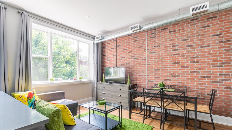 Simply Comfort. King St Apartments
