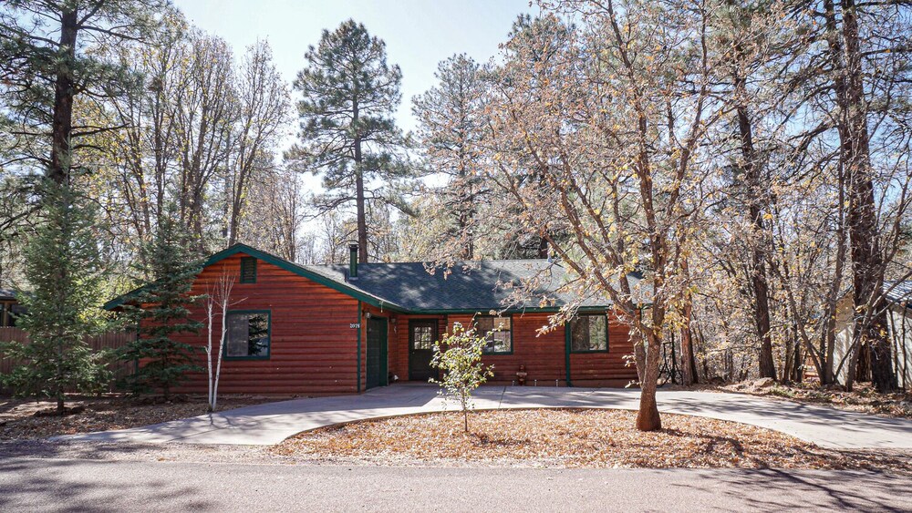 Serene Cabin Retreat In Country Club With Huge Deck And Peaceful Forest Views In Show Low Hotel Rates Reviews On Orbitz