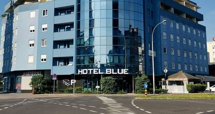 Hotel Blue