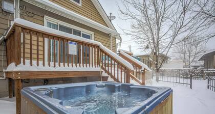 3BR Hot-tub & Dog-friendly Old Colorado City!!