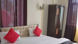 Rollaway beds, free WiFi