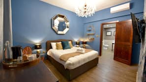 In-room safe, blackout curtains, free WiFi, linens
