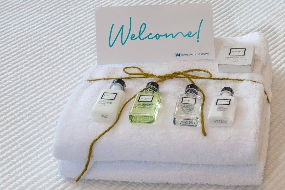 Lateral Sea View, Full Kitchen, Coconut Grove, FREE Park, Pool, Gym