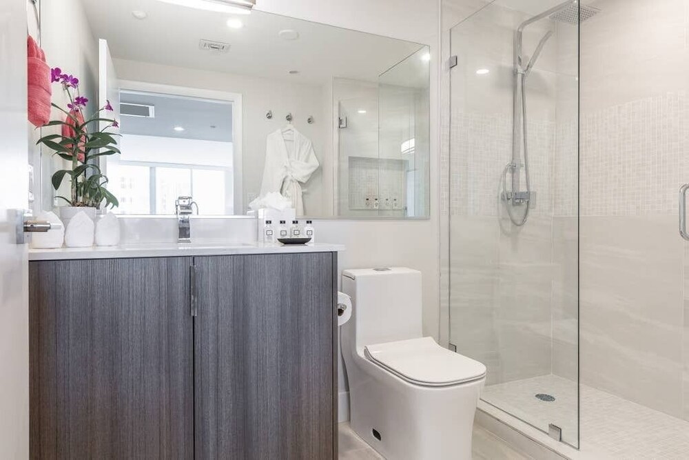 Lateral Sea View, Full Kitchen, Coconut Grove, FREE Park, Pool, Gym