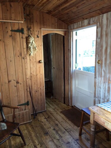 Best Cabins In Sketty For 2020 Find Cheap 27 Cabins Rentals