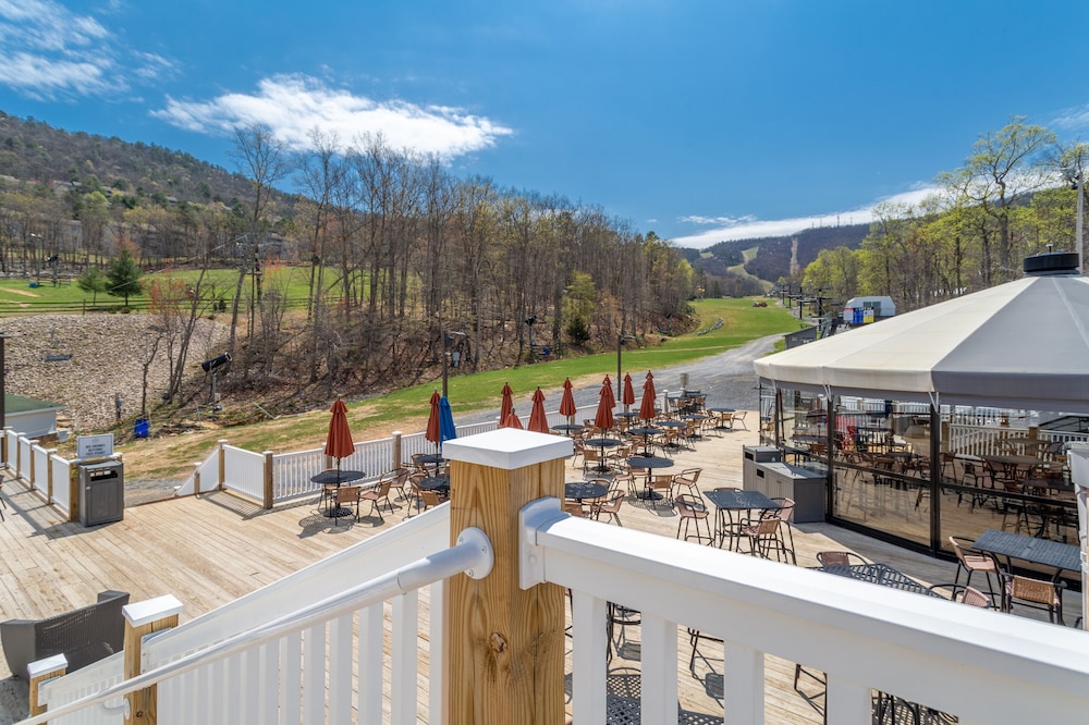 Massanuttens Shenandoah Villas by Tripforth in McGaheysville Best