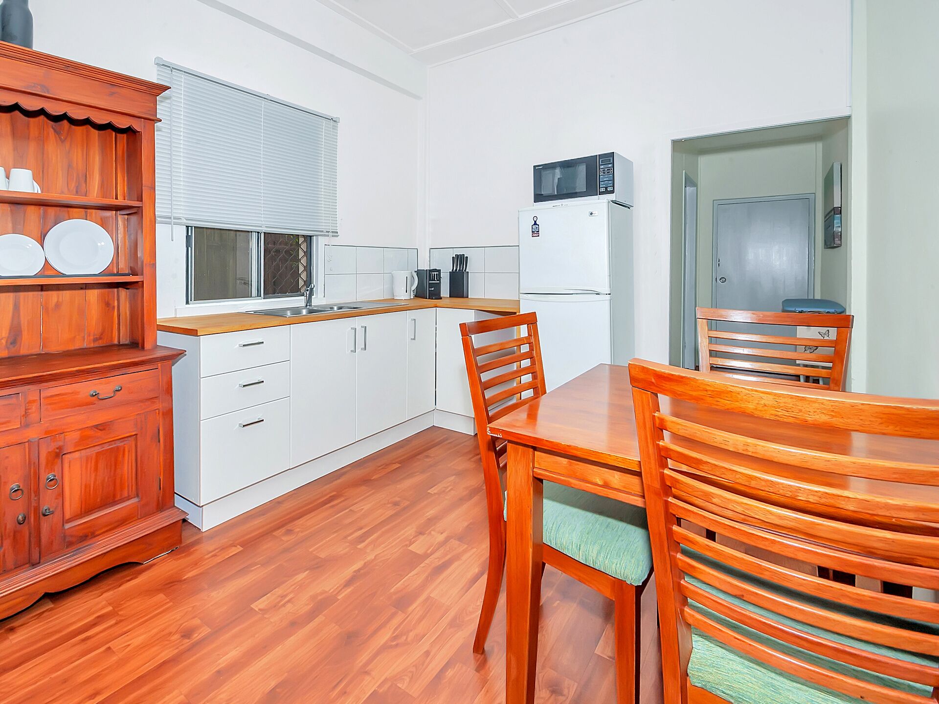 Easy Going Holiday unit on McKenzie MK4