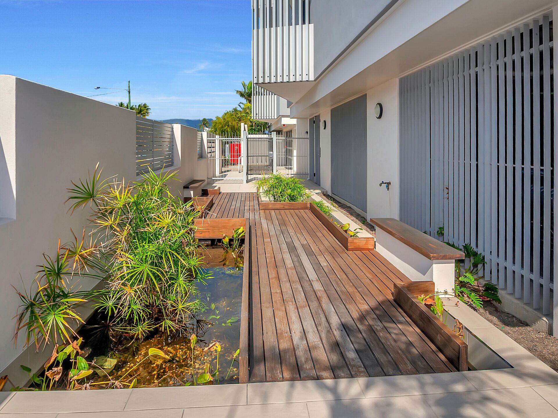 Superior Luxury Apartment In The City