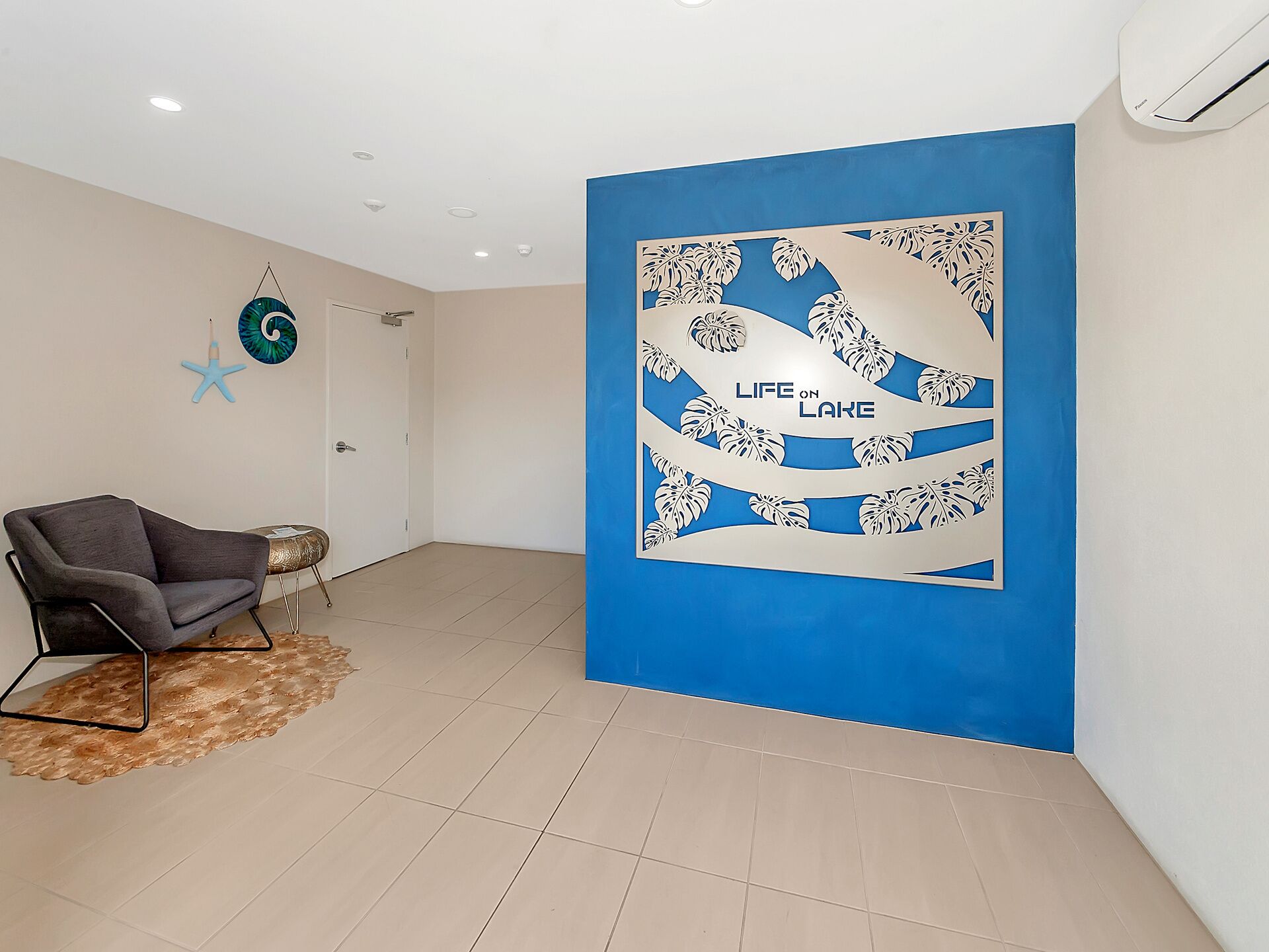 Superior Luxury Apartment In The City