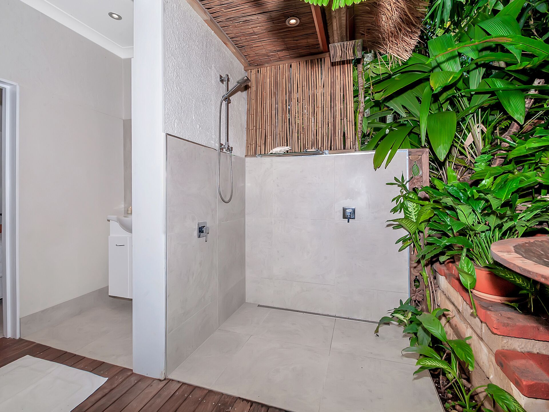 Unique, Tropical Rainforest Getaway