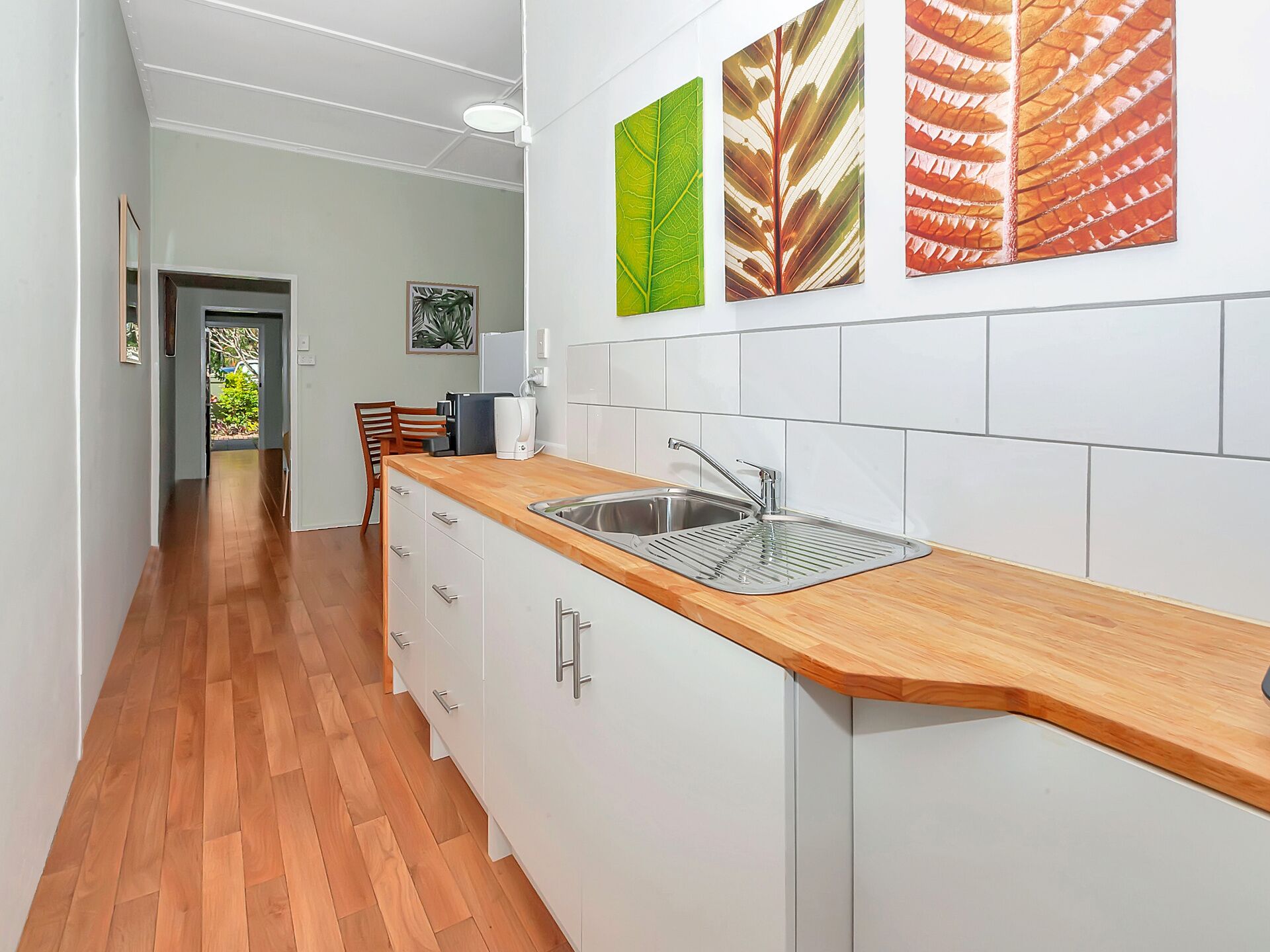 Easy Going Holiday Unit On McKenzie MK5