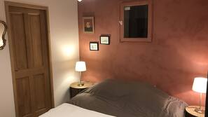 5 chambres, accès Internet
