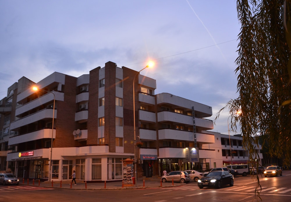 Hotel Europolis In Tulcea Hotel Rates Reviews On Orbitz