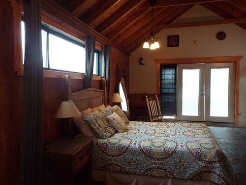 Best Cabins In Bandera For 2020 Find Cheap 65 Cabins Rentals