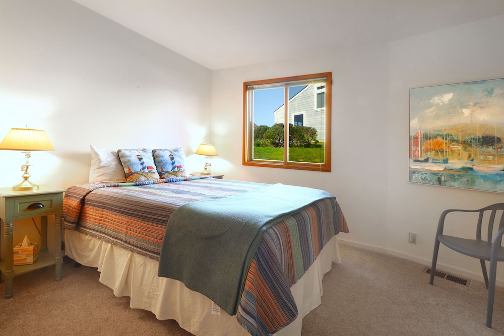 Single level view home of the Pacific Ocean and Tomales Bay Dillon