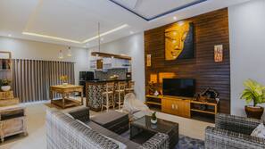 32-Zoll-LED-Fernseher mit Satellitenempfang, Fernseher