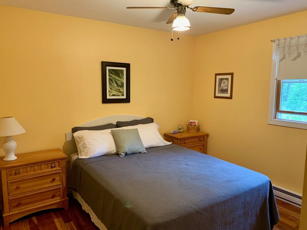 Eagles Path Retreat Three Bedroom Cottage in West Covehead West