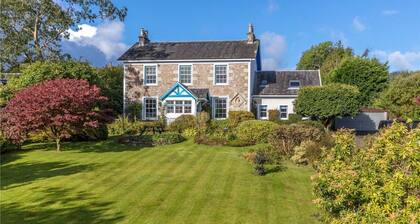 Creag Dhubh Country House