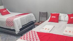 Escrivaninha, Wi-Fi de cortesia, roupa de cama