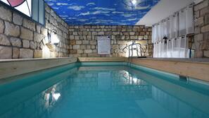 Piscine couverte