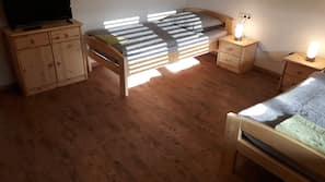 Verdunkelungsvorhänge, schallisolierte Zimmer