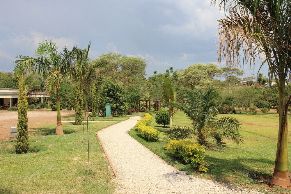 Four Pillars Lodge Chilanga, Lusaka Room Prices & Reviews Travelocity