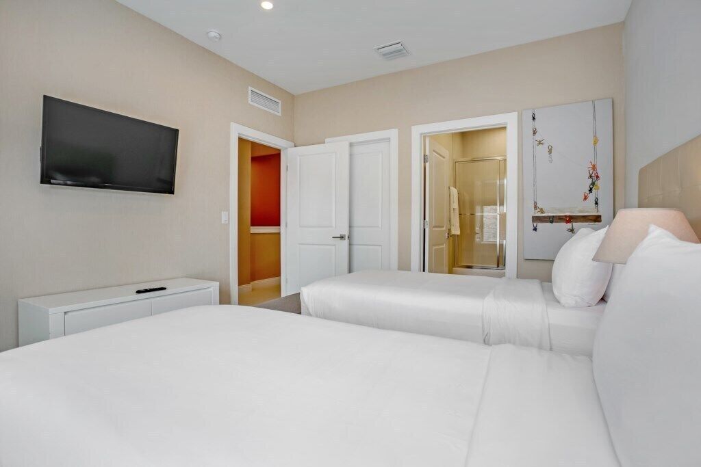 Luxury 4 Bedroom Magic Village Resort Townhome 21 Room Prices Deals Reviews Expedia Com