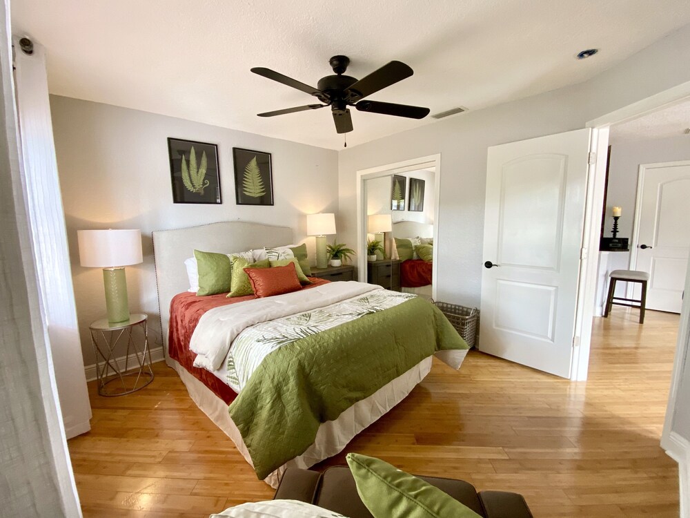 The Tropical Bungalow Safety Harbor Vrbo