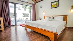 Premium bedding, Select Comfort beds, desk, laptop workspace