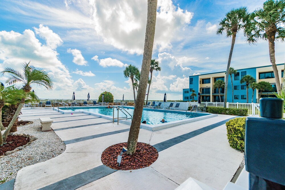 Beachfront Venice Island Condo in Venice Best Rates & Deals on Orbitz