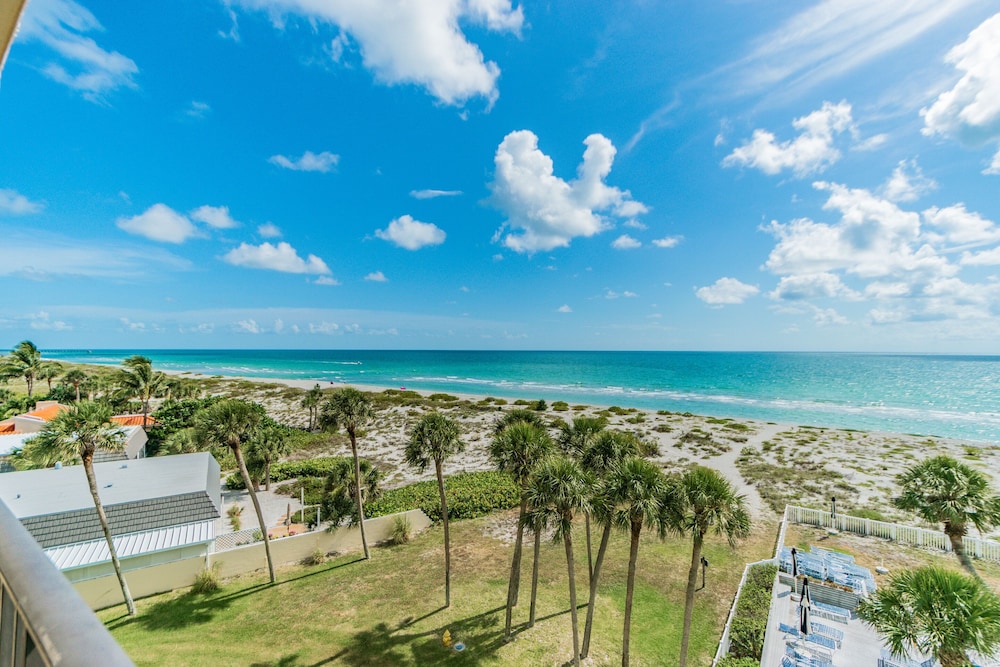 Beachfront Venice Island Condo, Venice Room Prices & Reviews Travelocity